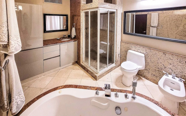 Luxurious San Juan Villa w/ Pool - Walk to Beach!