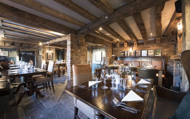 The Ostrich Inn London Heathrow
