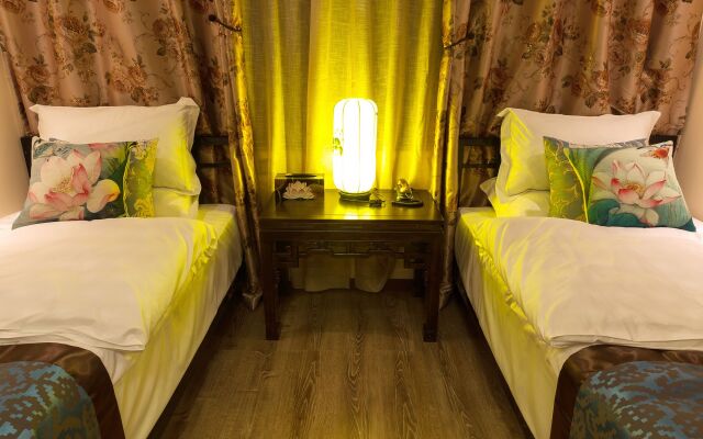 Hangzhou Lingyin No.53 Zen House