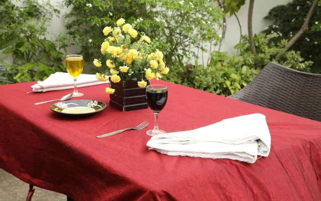 Hotel Aksharadha