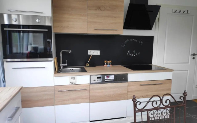 Mini-Apartment ruhig und verkehrsgünstig in Berlin