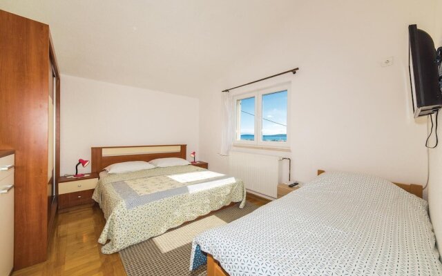 Beautiful Home in Kastel Novi With Wifi and 3 Bedrooms