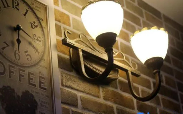 Red Roof Boutique Hotel