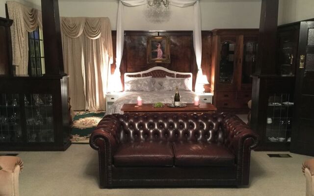 Corner Manor Leura