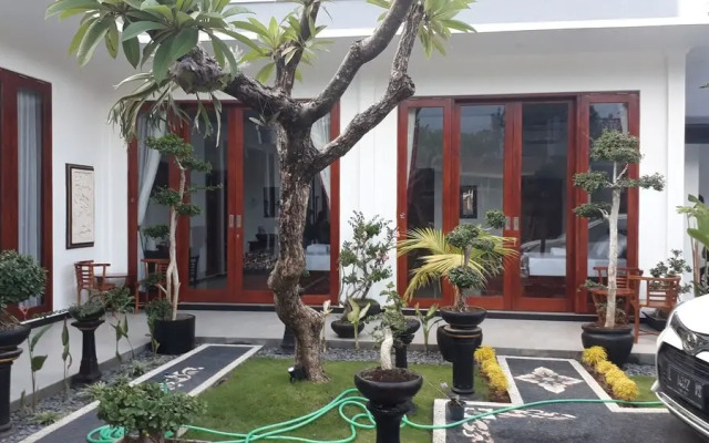 Villa Authentic Lovina