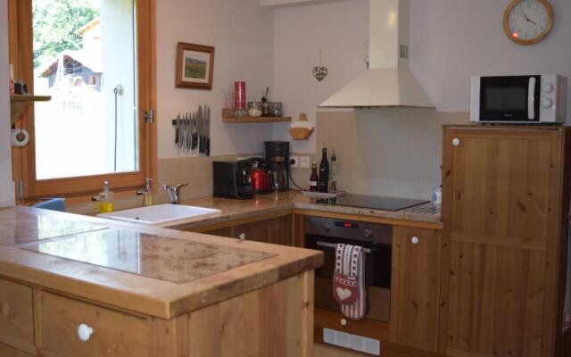 Apartment La Tibolire