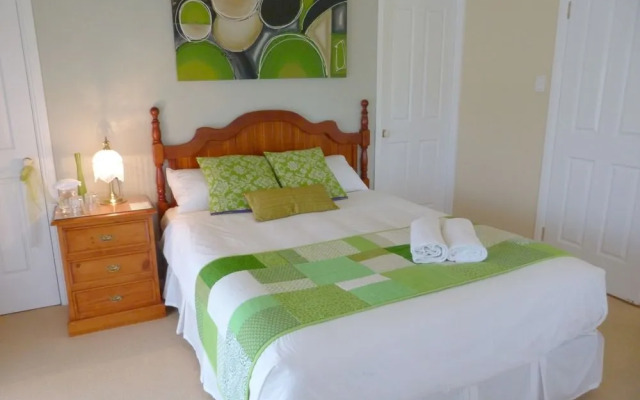 Grovely House Bed & Breakfast