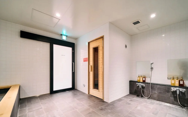 Hotel Plus Hostel TOKYO ASAKUSA 1