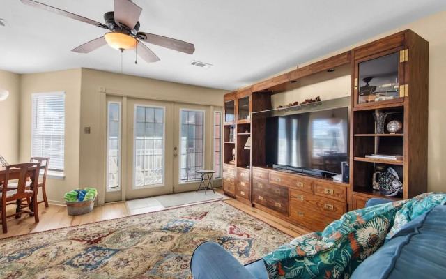 Pelican Point 2 Bedroom Townhouse by RedAwning