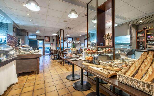 Hôtel des Arcades de Cachan Grand Paris Sud