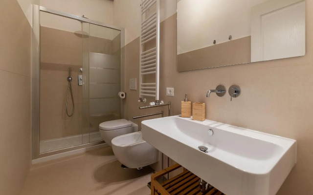 CS Central Station Termini 6pax Apartment