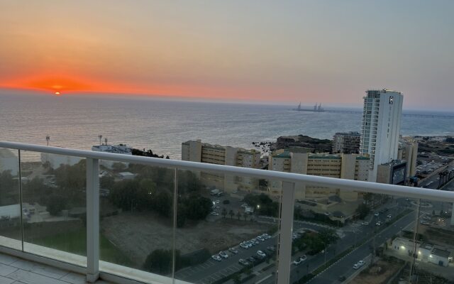 Prince Palace Hadera White Beach