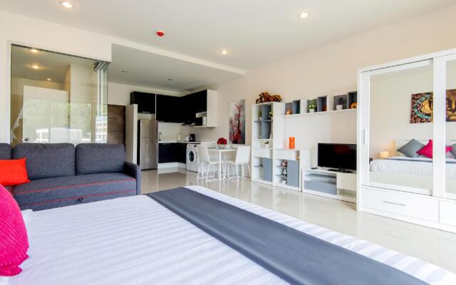 Chic Condo Karon by RESAVA