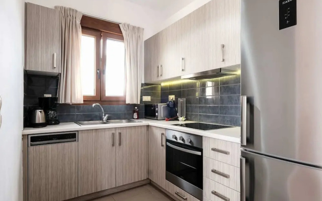 Attractive Villa in Latsimas With Garden and BBQ