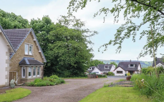 Low Orchard House