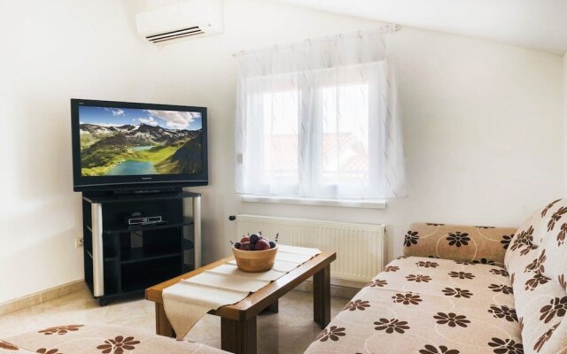 Apartments Ana Pula / Exclusive two Bedroom A5