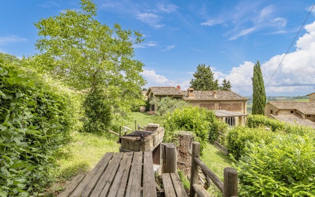 Villa Ademollo with Pool in Chianti Hills