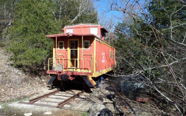 Livingston Junction Cabooses and Cabin