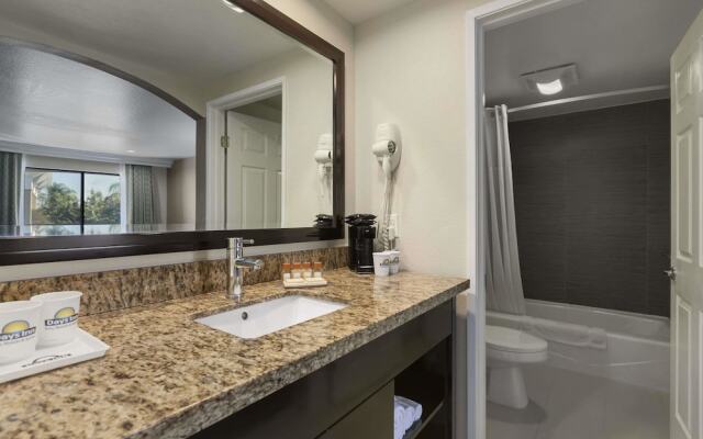 Days Inn By Wyndham Downey