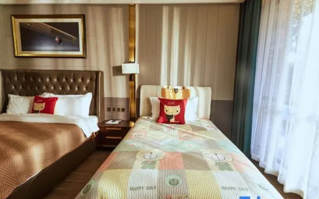 Huazhu Anna Luxury Homestay