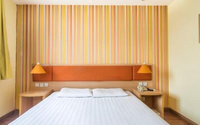 Home Inn (Baoding South 2nd Ring GWM Headquarter)