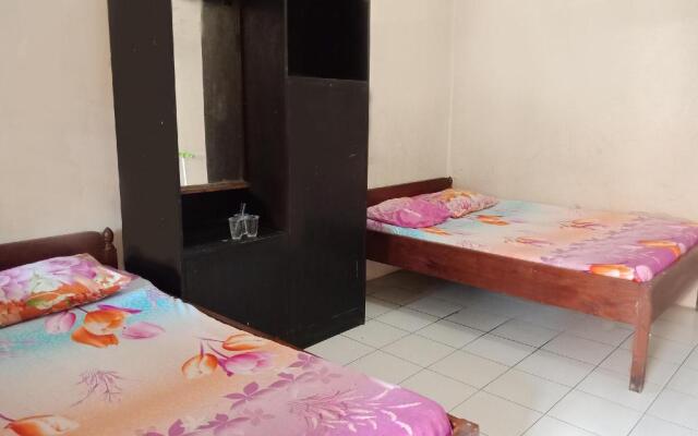 OYO 3915 Hotel Remaja Pacitan