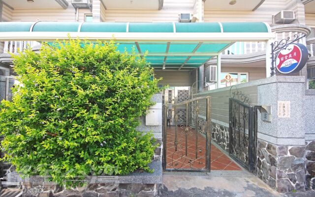 Golden Year B&B