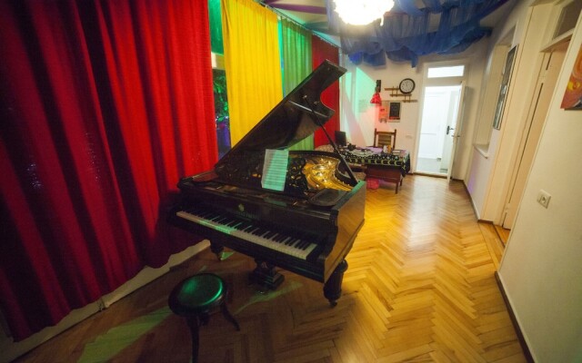 Zgarbi Hostel