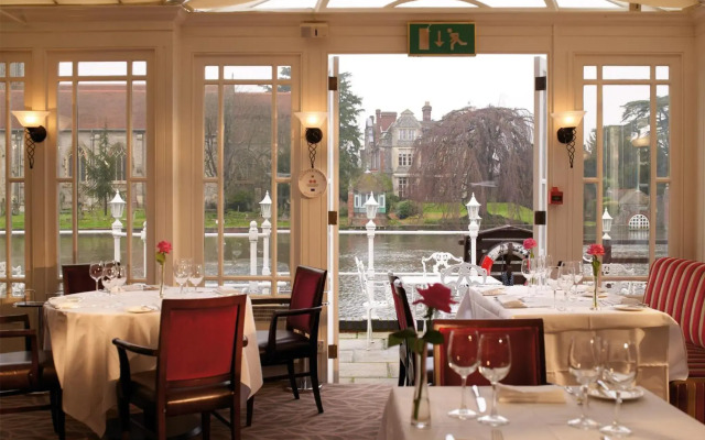 Macdonald Compleat Angler