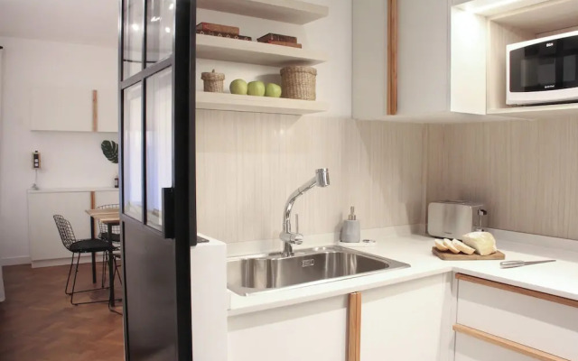 Hestia at Pellegrini 27