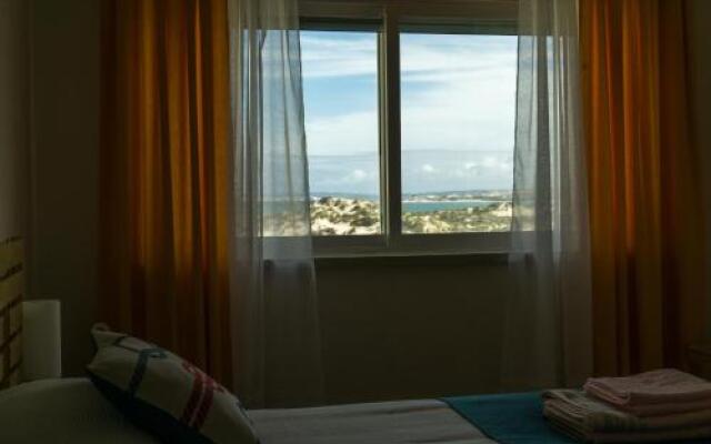 Sun & Wave Apartment