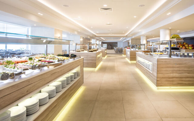 Estival Torrequebrada