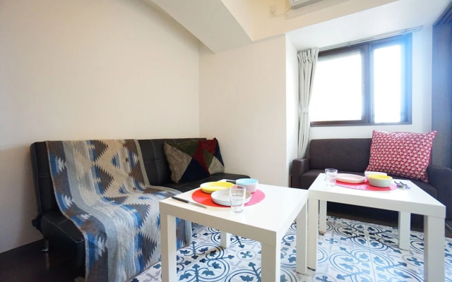 Terry's Apartment Shinsaibashi East I G12B