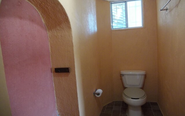 OYO Hostal Campestre Los Adobes