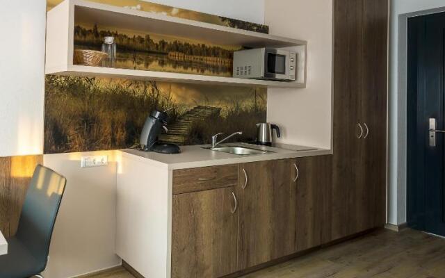 Boarding & House T24