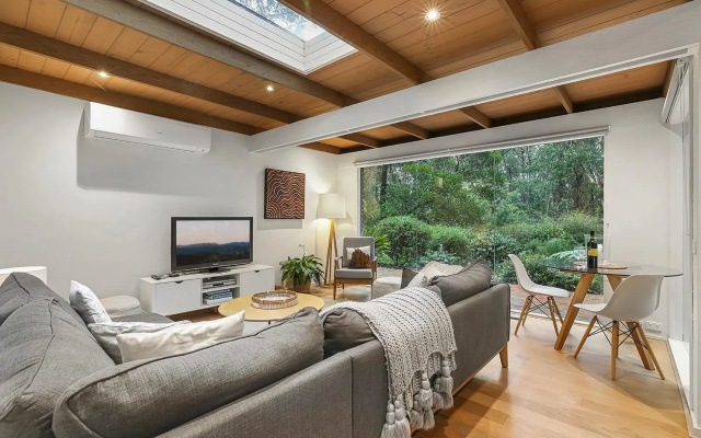 Fernview on Falls – Balcony – Melbourne