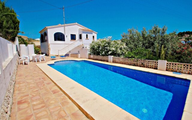 Flandes - traditionally furnished detached villa with peaceful surroundings in Benissa