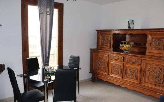 Superbe maison avec toiture terrasse à 5min mer