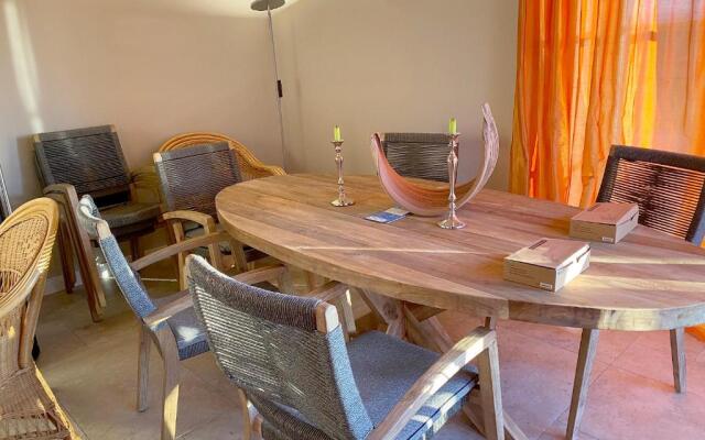 Premium Ferienhaus Soss Diek in Groß Schwansee