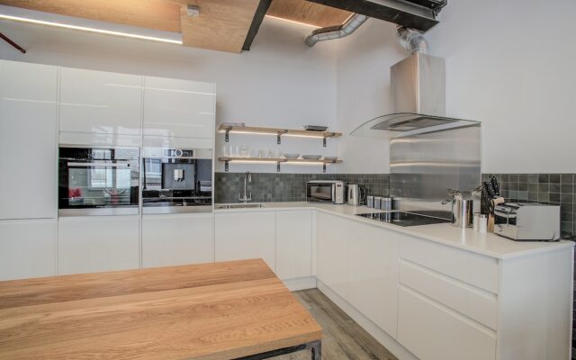 The Lightwell Apartments - Stunning, Central & Luxurious
