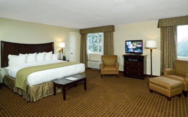 Rockport Inn And Suites