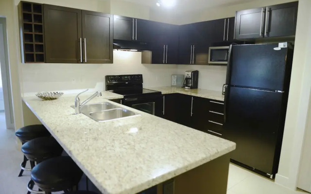 Osprey at Waterscapes by KelownaGo