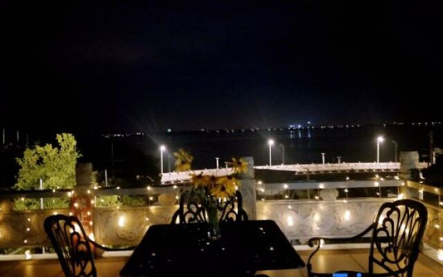 Jiusu Shanshuijian Guesthouse