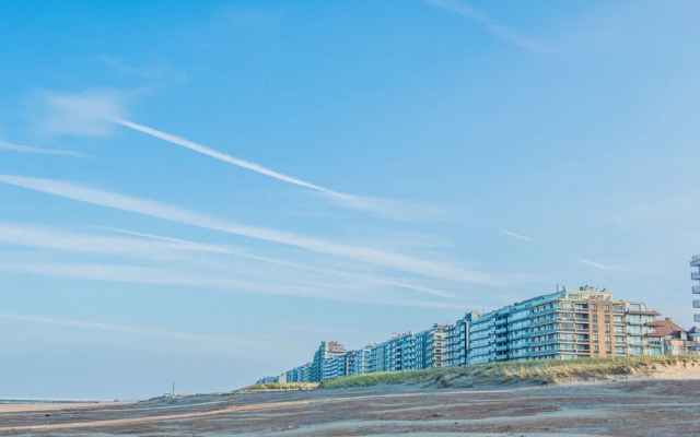 Apartment in Nieuwpoort With Terrace