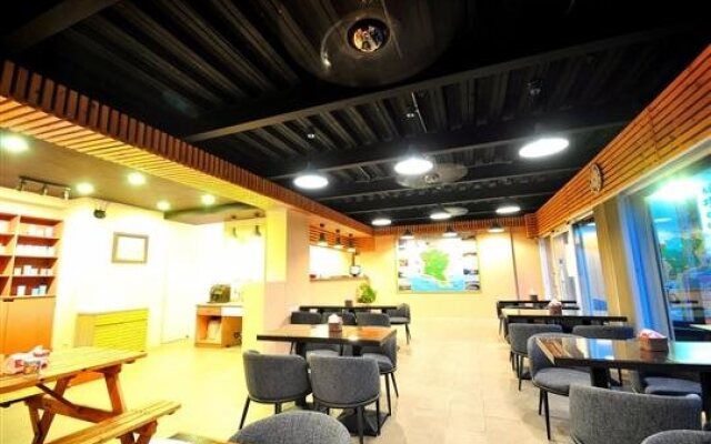 Luti Sea Shore Hotel