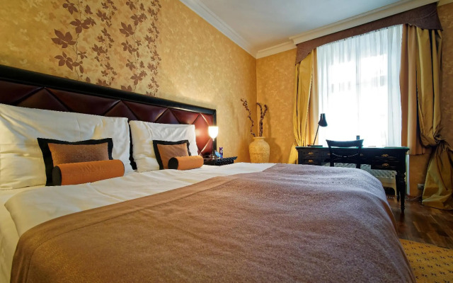 Skaritz Hotel & Residence
