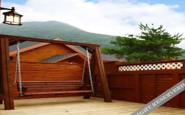 Pocheon Moonlight Garden Spa Pension