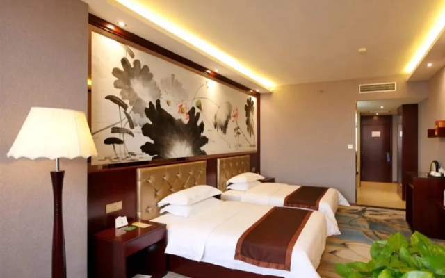 Fugang Hotel(Xuchang College High Speed Rail East Station Store)