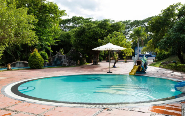 VietStar Resort & Spa