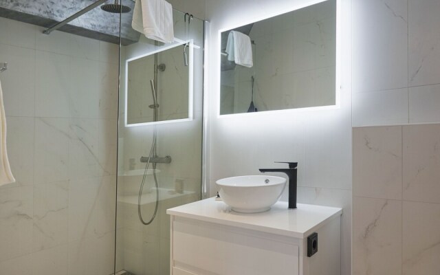 "DE BANK" - Hotel Apartments